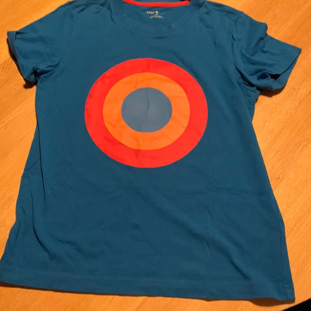 Tory Sport bullseye short sleeve tee shirt.